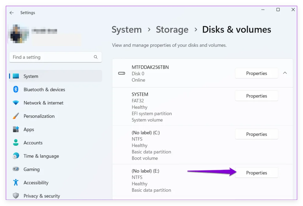 Flash Drive Properties on Windows 11
